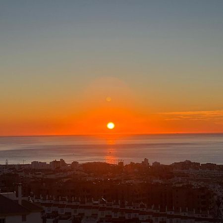 Peaceful Studio With Amazing Sea Views And Free Parking Benalmádena Esterno foto
